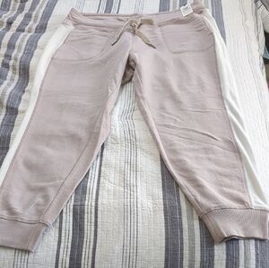 Calvin Klein Tan and White Sweatpants Relaxed Fit